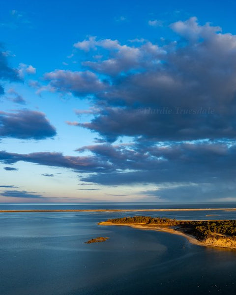 Autumn Evening, Strong Island